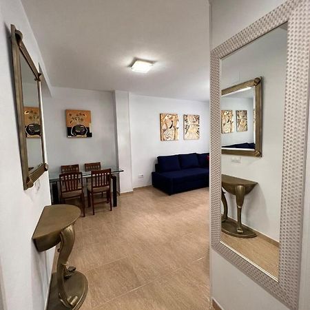 Torremolinos Centro - Beautiful , Newly Renovated 2 Bedroom Apartment ภายนอก รูปภาพ