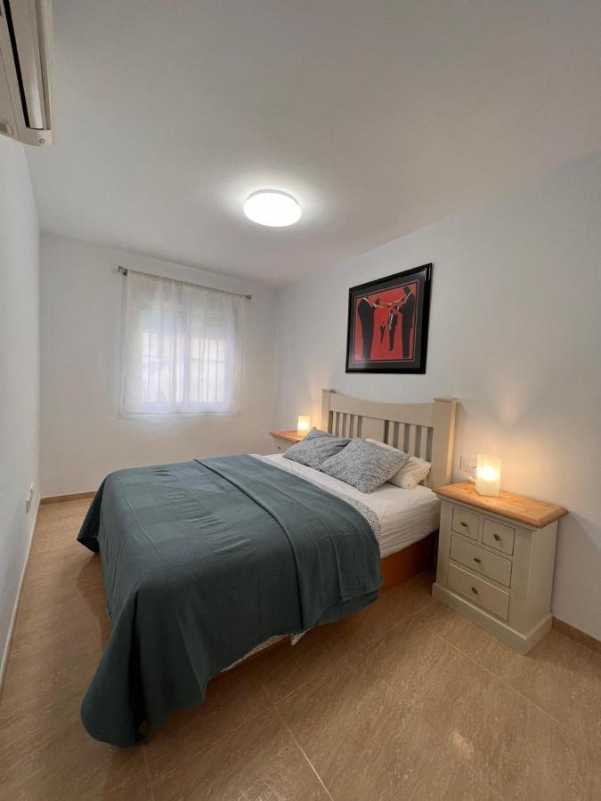 Torremolinos Centro - Beautiful , Newly Renovated 2 Bedroom Apartment ภายนอก รูปภาพ