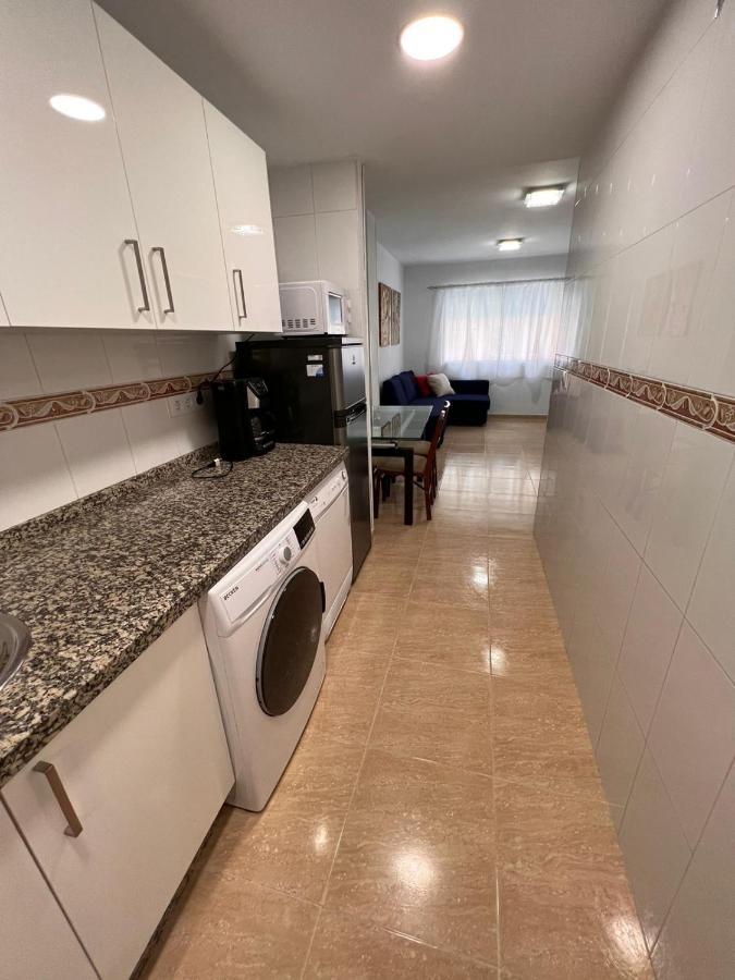 Torremolinos Centro - Beautiful , Newly Renovated 2 Bedroom Apartment ภายนอก รูปภาพ