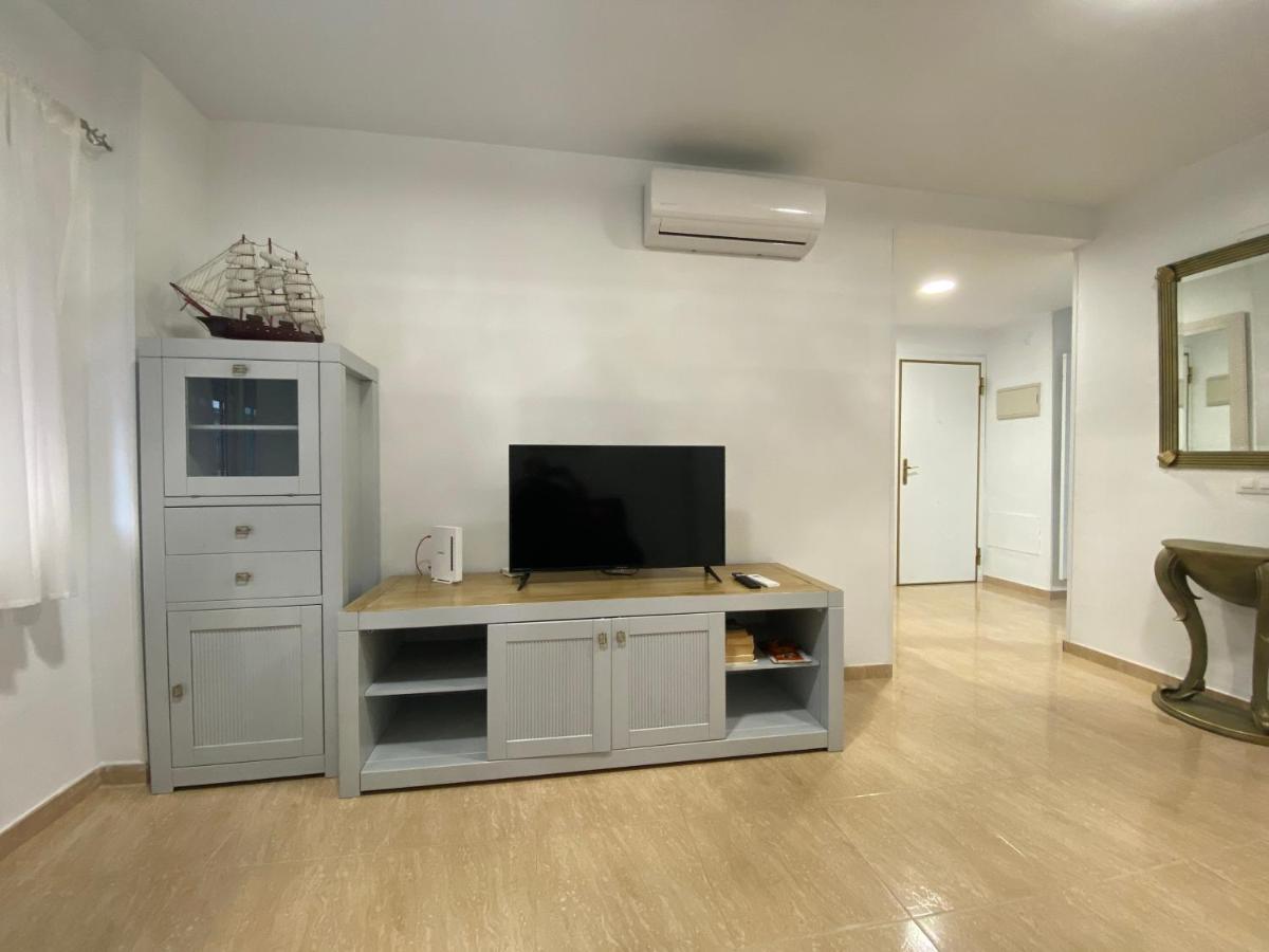 Torremolinos Centro - Beautiful , Newly Renovated 2 Bedroom Apartment ภายนอก รูปภาพ